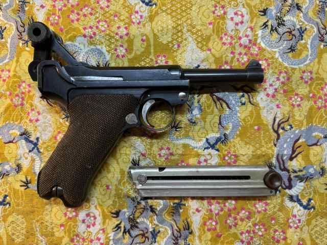 All matching 1920 DWM Luger P08