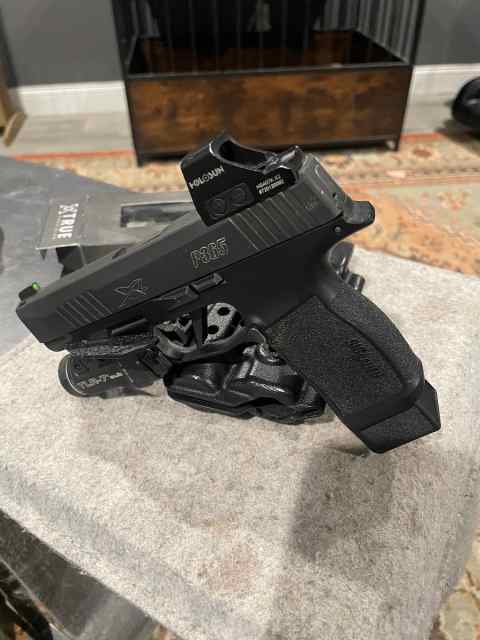Sig Sauer P365 XL