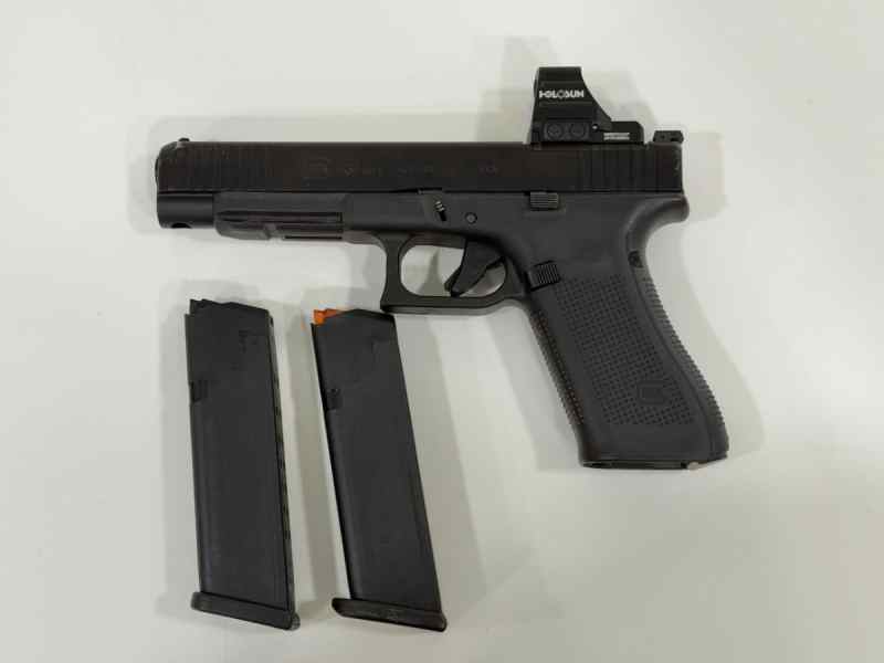 Glock 34 (gen 5) with Holosun 507 Comp