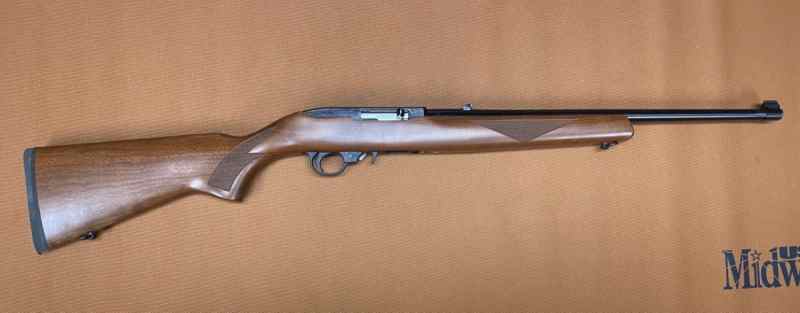 NEW IN BOX - Ruger 10/22 Carbine Deluxe Sporter 