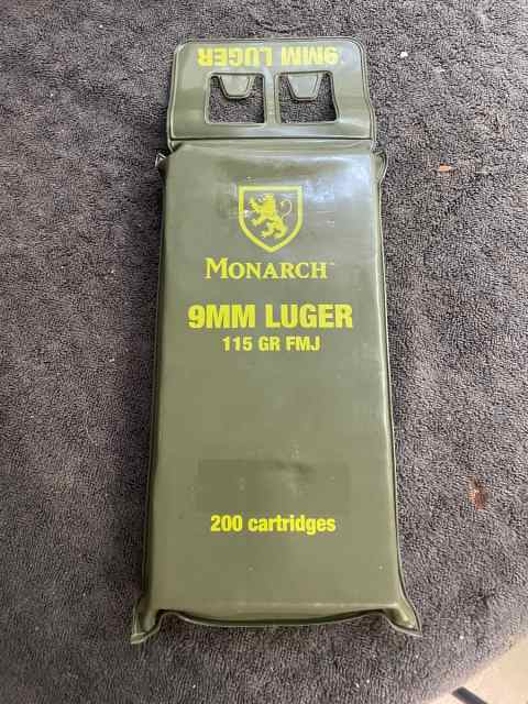 2 monarch 115gr 200RD sealed battle packs