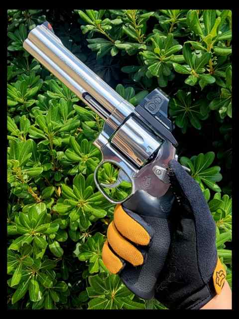 🇺🇸 S&amp;W 686 Plus Revolver w/ Holosu HE507C-GR V2
