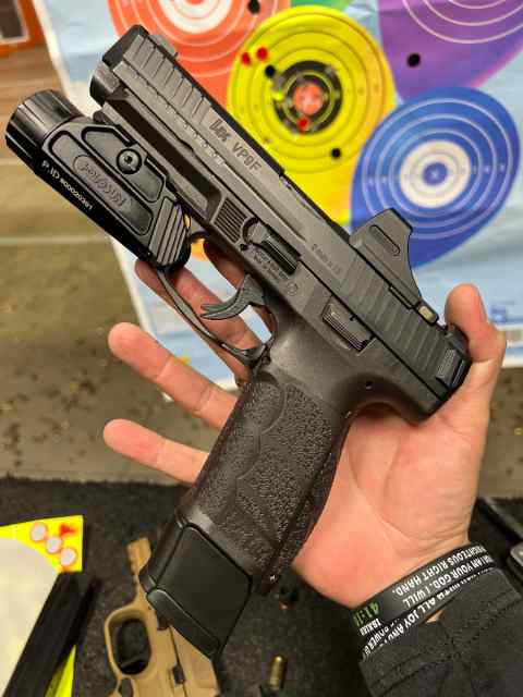 HK VP9A1 F 9mm OR W/Extras