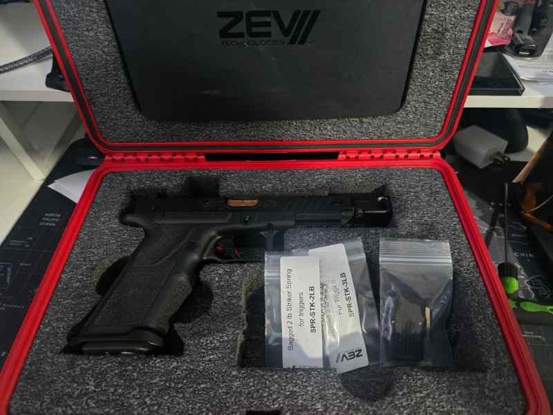 Kimber Micro 9 Crimson 9mm *WITH EXTRAS*