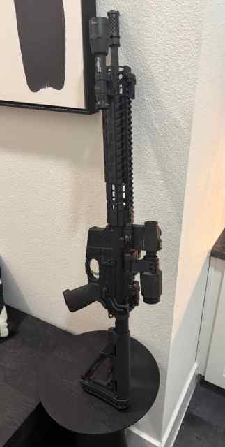 Spikes Tactical AR-15 with Aimpoint T2, 3x, Light