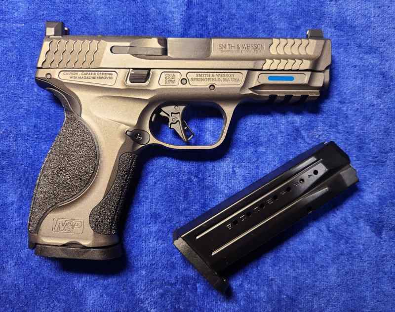 Metal M&P 9 (1).jpg