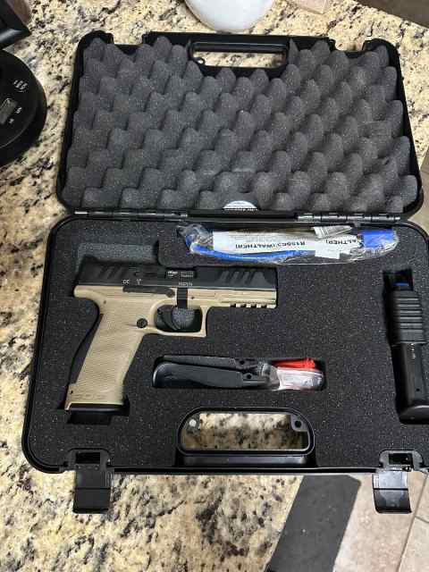 Walther PDP Full-Size 4.5&quot;