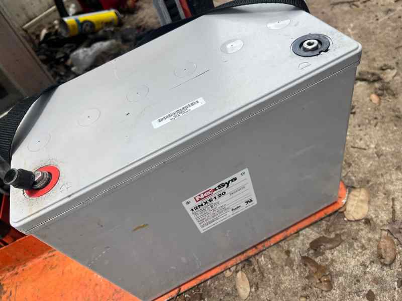 12v 120ah batteries x4