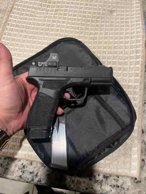 Hellcat pro compensated