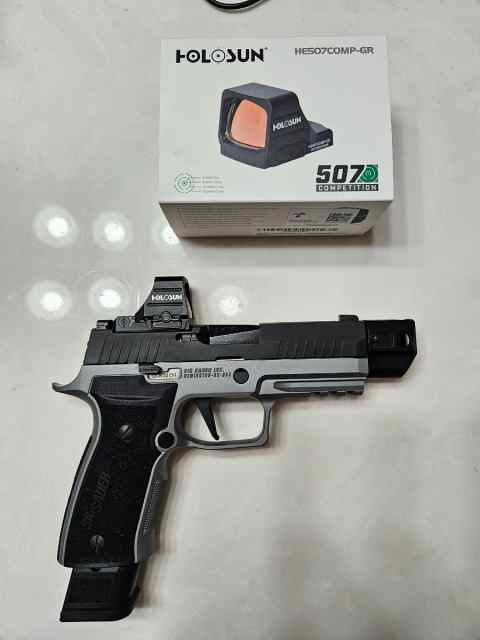 Sig P320 AXG + Compensator + 507C Green Dot