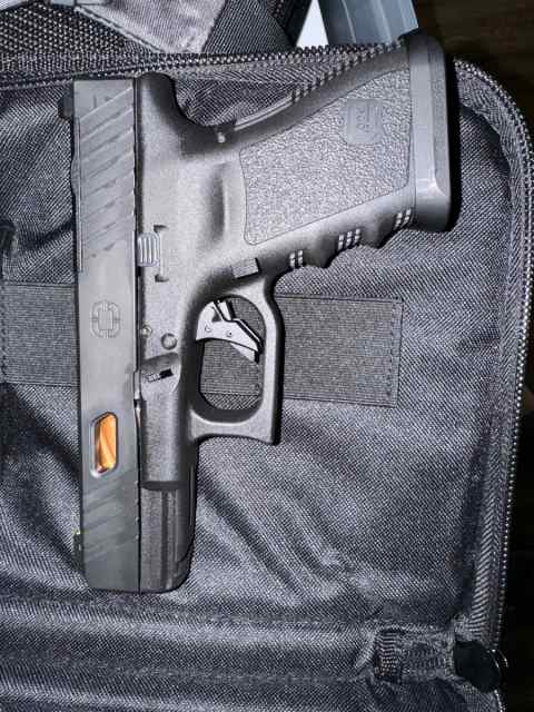 Glock 19 Gen 3 with shadow systems parts