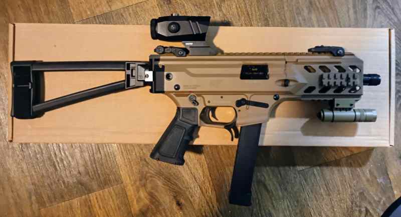 Blade 6 PCC with Prism dot and light