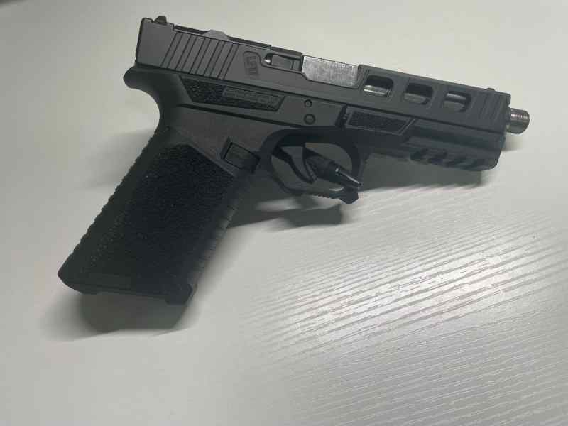 SCT/LFA - Glock 17 gen 3