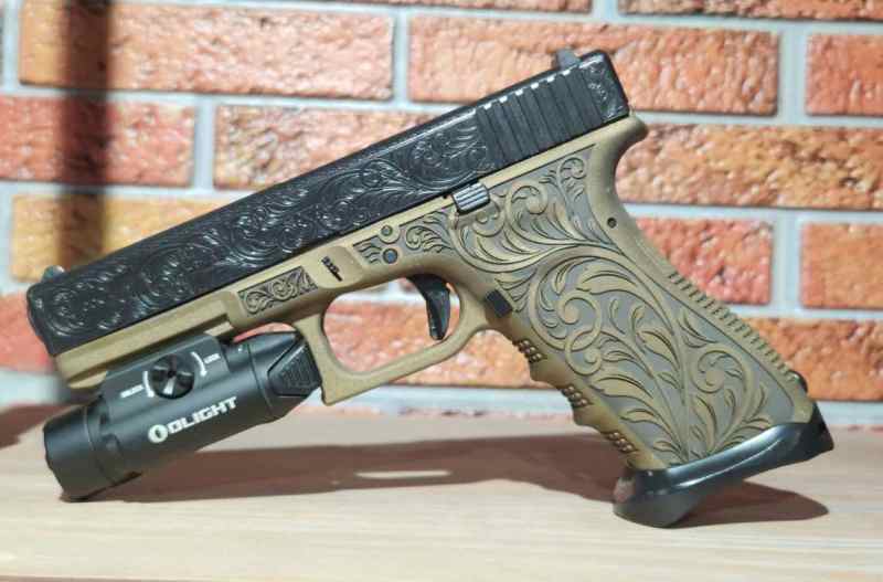 Wts/wtt Glock 17 fully engraved and ported