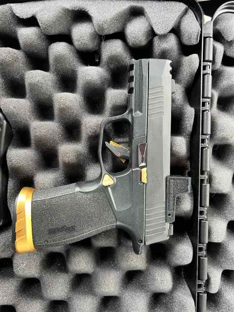 Sig sauer P365X Macro comp 9mm