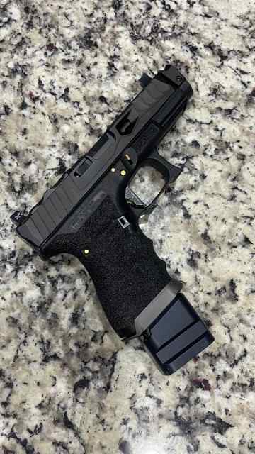 FSOT: Custom Glock 19