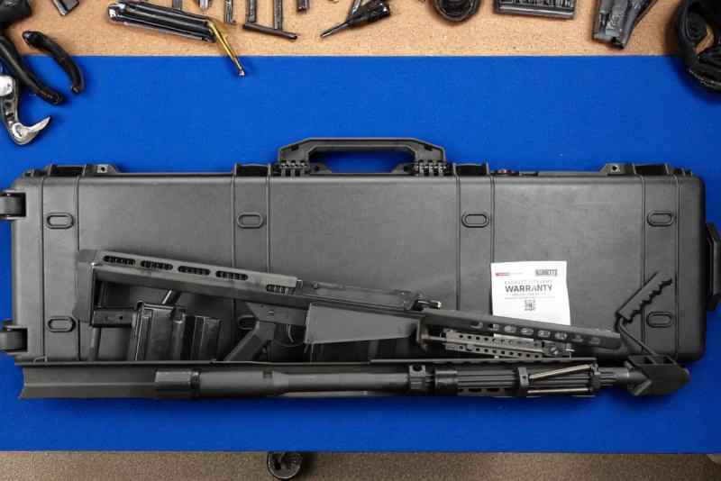 LIKE NEW Barrett M82A1 82A1 50 BMG