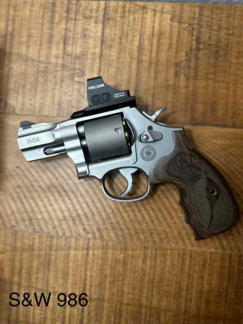 S&amp;W 986 Performance Center 9mm