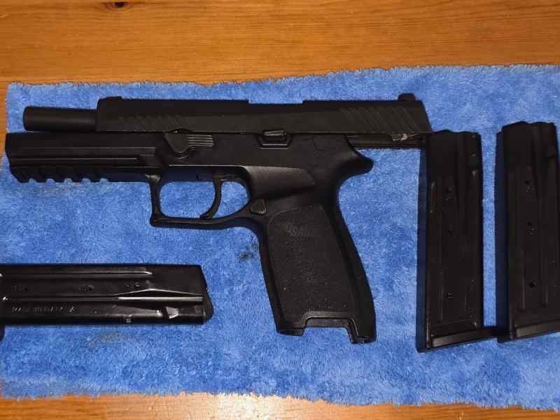 Sig P320