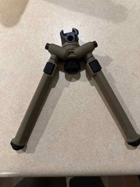 MAGPUL 1913/Picatinny Bi-Pod (Non-QD)