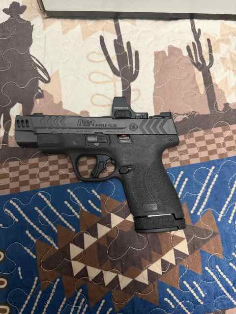 Shield Plus Perfomance center Carry Comp