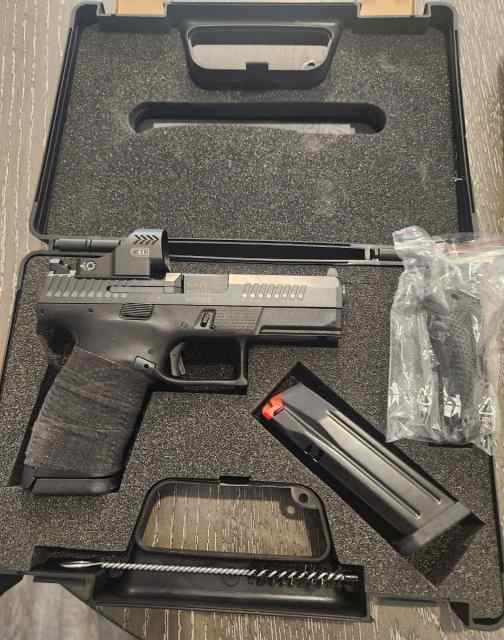 CZ P-10C with Extras 