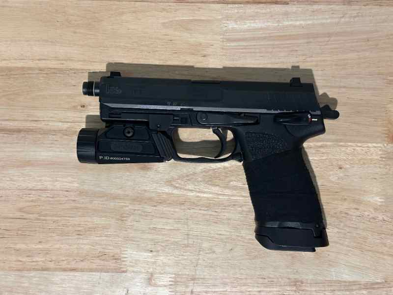 HK USP9 (Tactical conversion) 