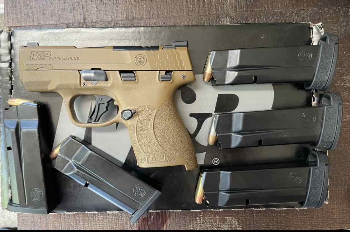 Gun Storage : Glock 21 lvl3 holster & mags. Used Guns.