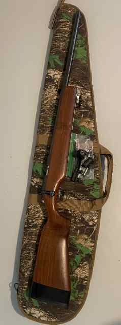 Kimber 82G with sights and bases 