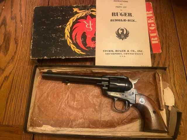 Ruger Single Six Flattop revolver 6.5” Bbl 22 mag