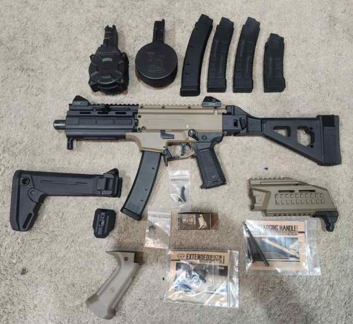 Cz Scorpion FDE