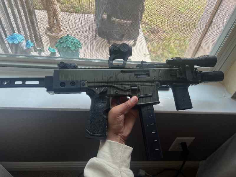 GHM9 