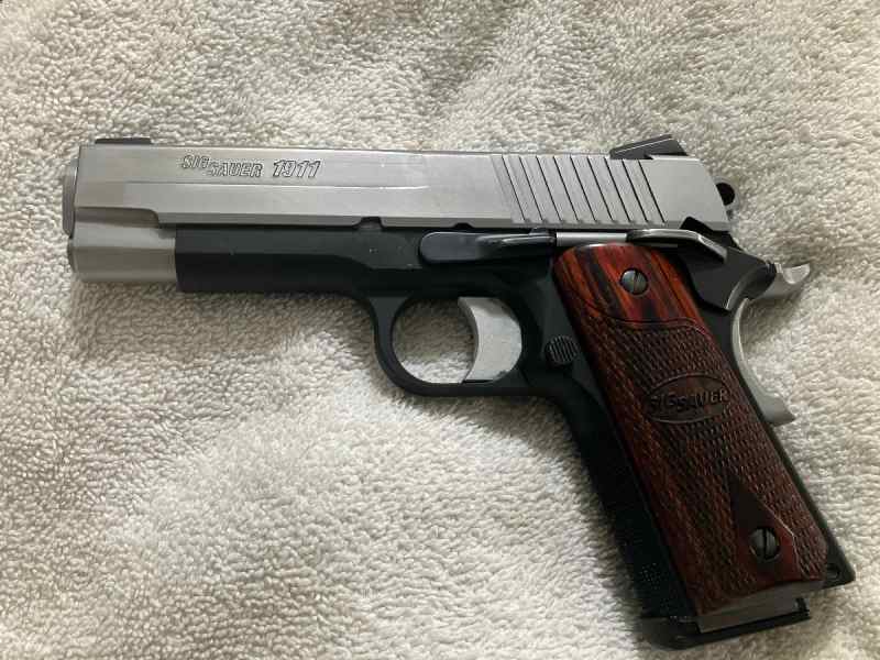SigSauer Combat Commander SS 45ACP