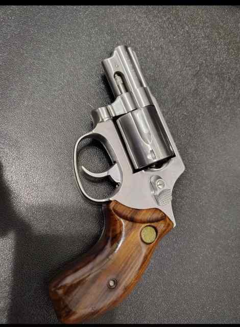 Taurus 85 model , 38 snub 