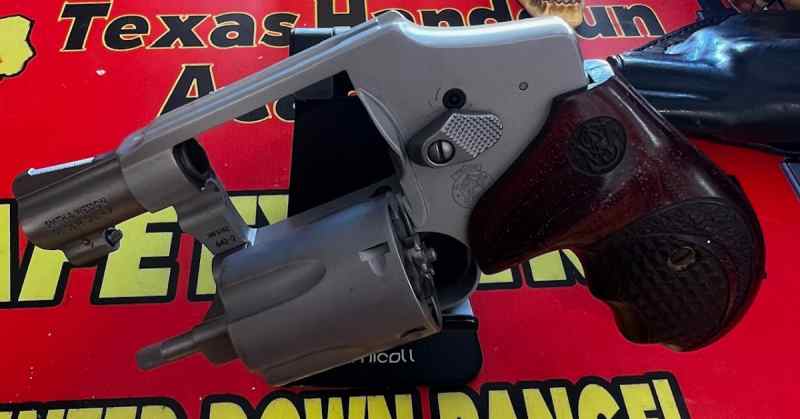 Smith and Wesson airweight 642