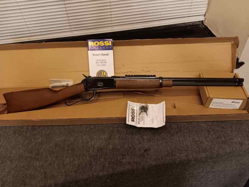 Rossi R92 Rifle .357 /.38, New In Box (NIB) Set