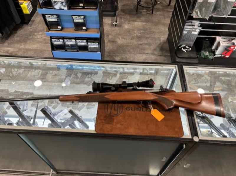 WINCHESTER MODEL 70