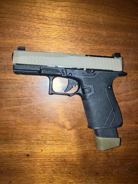 Custom 19