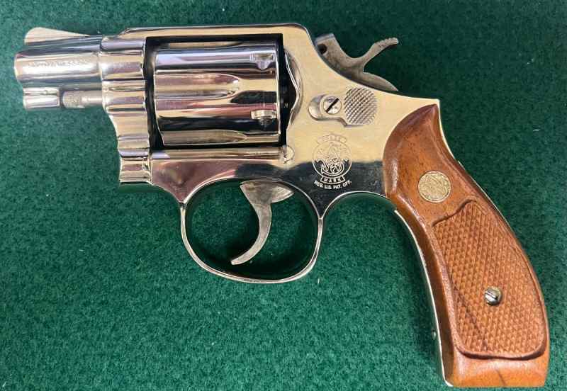 SMITH AND WESSON MODEL 10-7 Made 1977