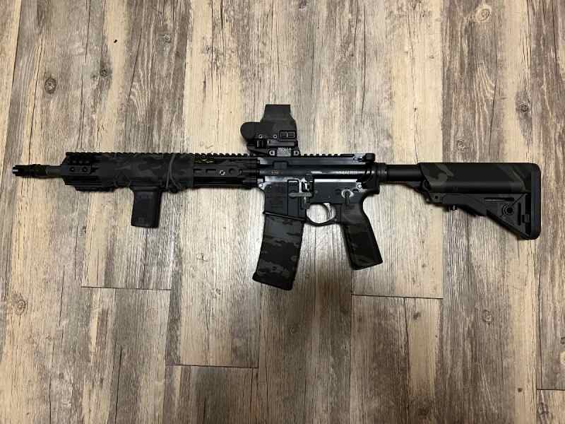Daniel defense m4a1 ris III trade for lwrc