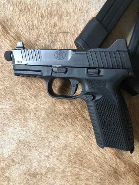 FN 509T Full sized