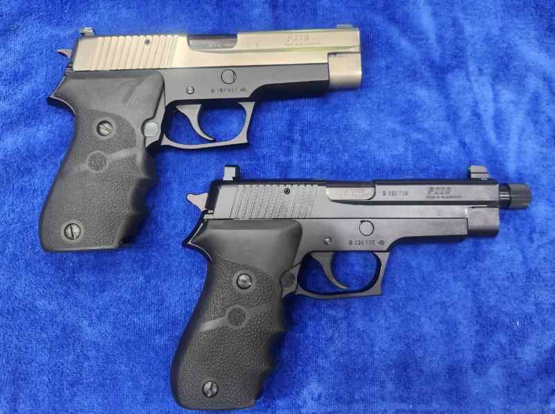 Sig 220 (2).jpg