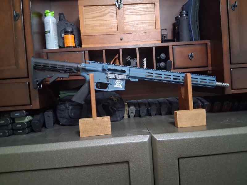 Great Lakes Firearms AR-15 .556  wylde (blue)