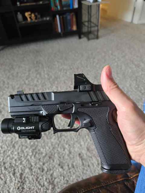 Springfield Echelon with Icarus chasis