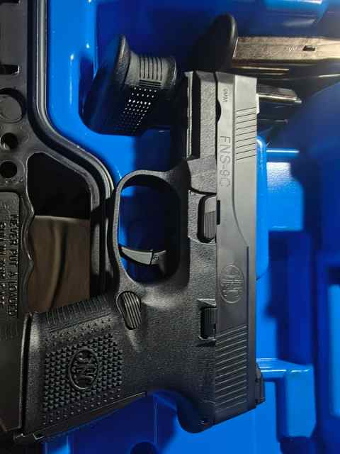 FN FNS 9C 9MM 