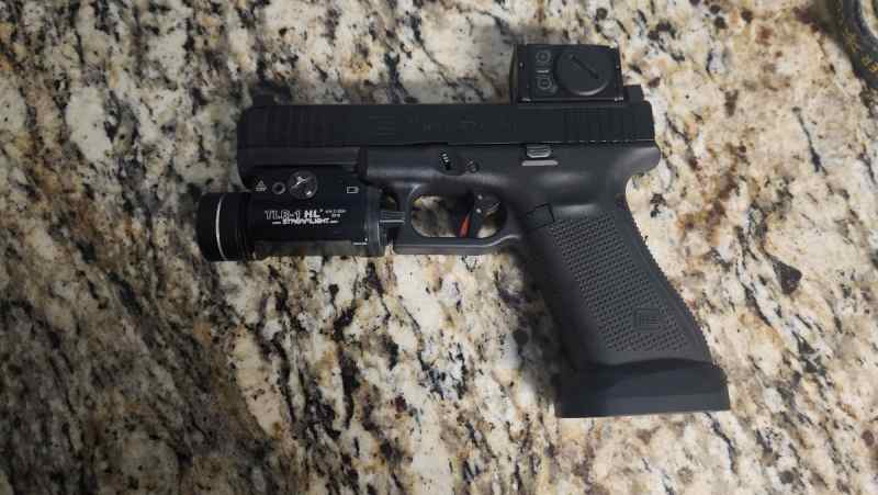 Glock 17 MOS