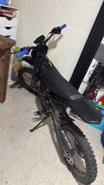 Rawrr mantis x E dirtbike 