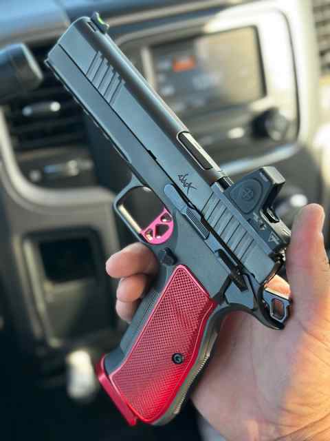 🔥NEW DWX 5’ /RMR OR NO OPTIC🔥