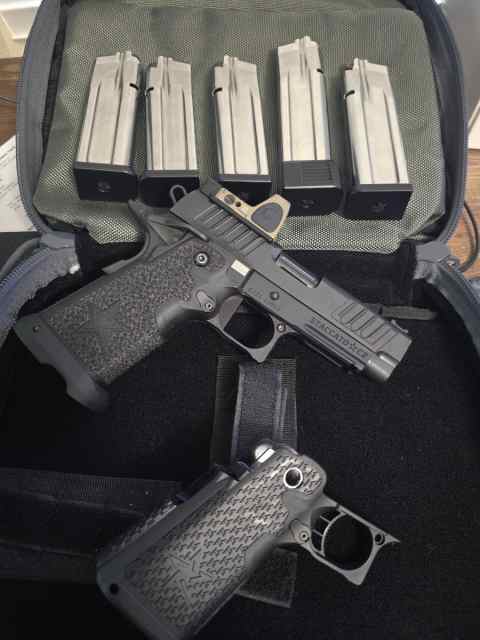 Staccato C2 with extra Grip, barrel, and trigger