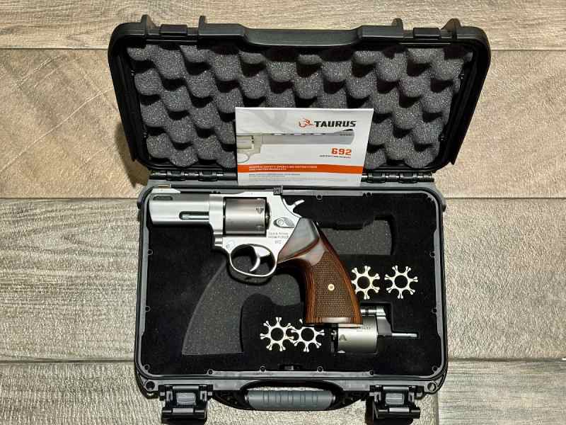 Taurus  692 Executive Grade 357/38 spl./9mm